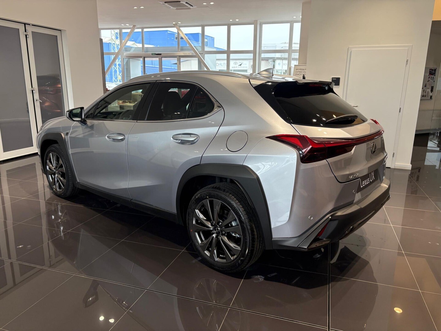 Lexus UX