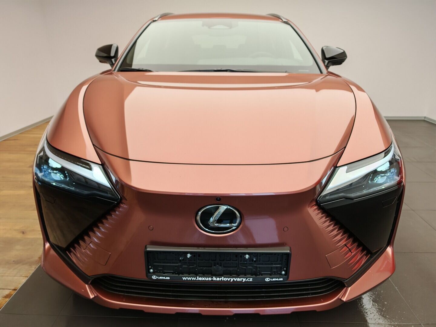 Lexus RZ