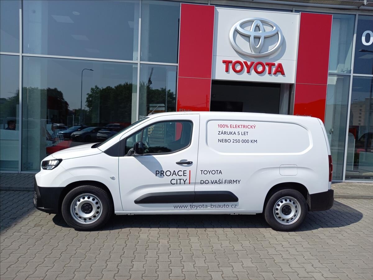 Toyota PROACE