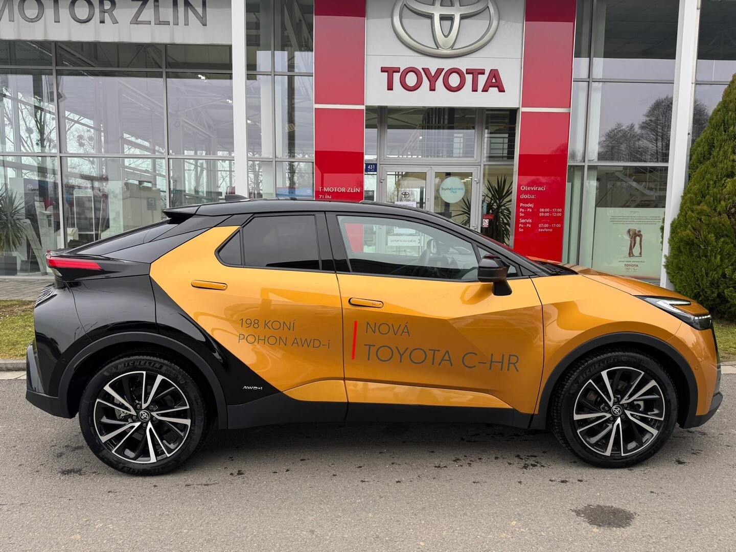 Toyota C-HR