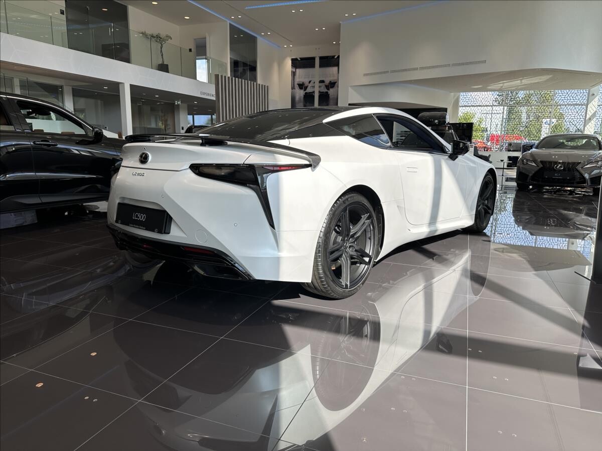 Lexus LC