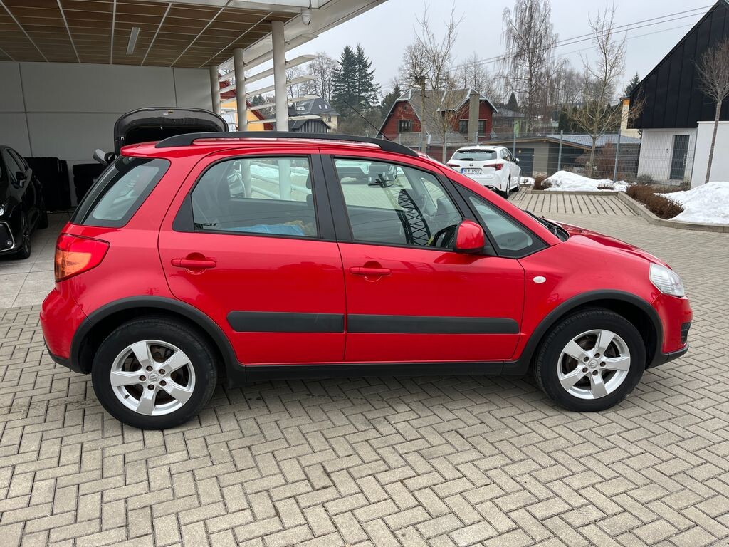 Suzuki SX4