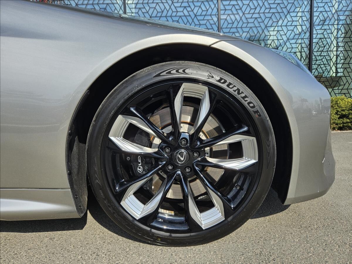 Lexus LC