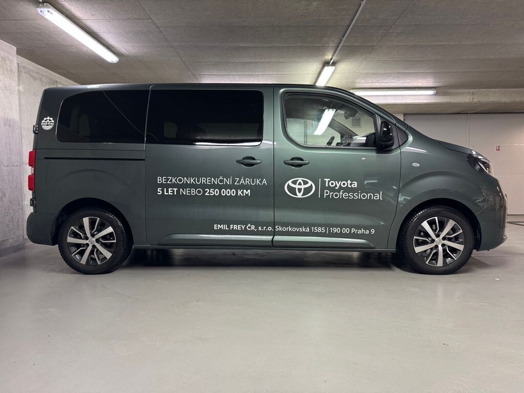 Toyota PROACE