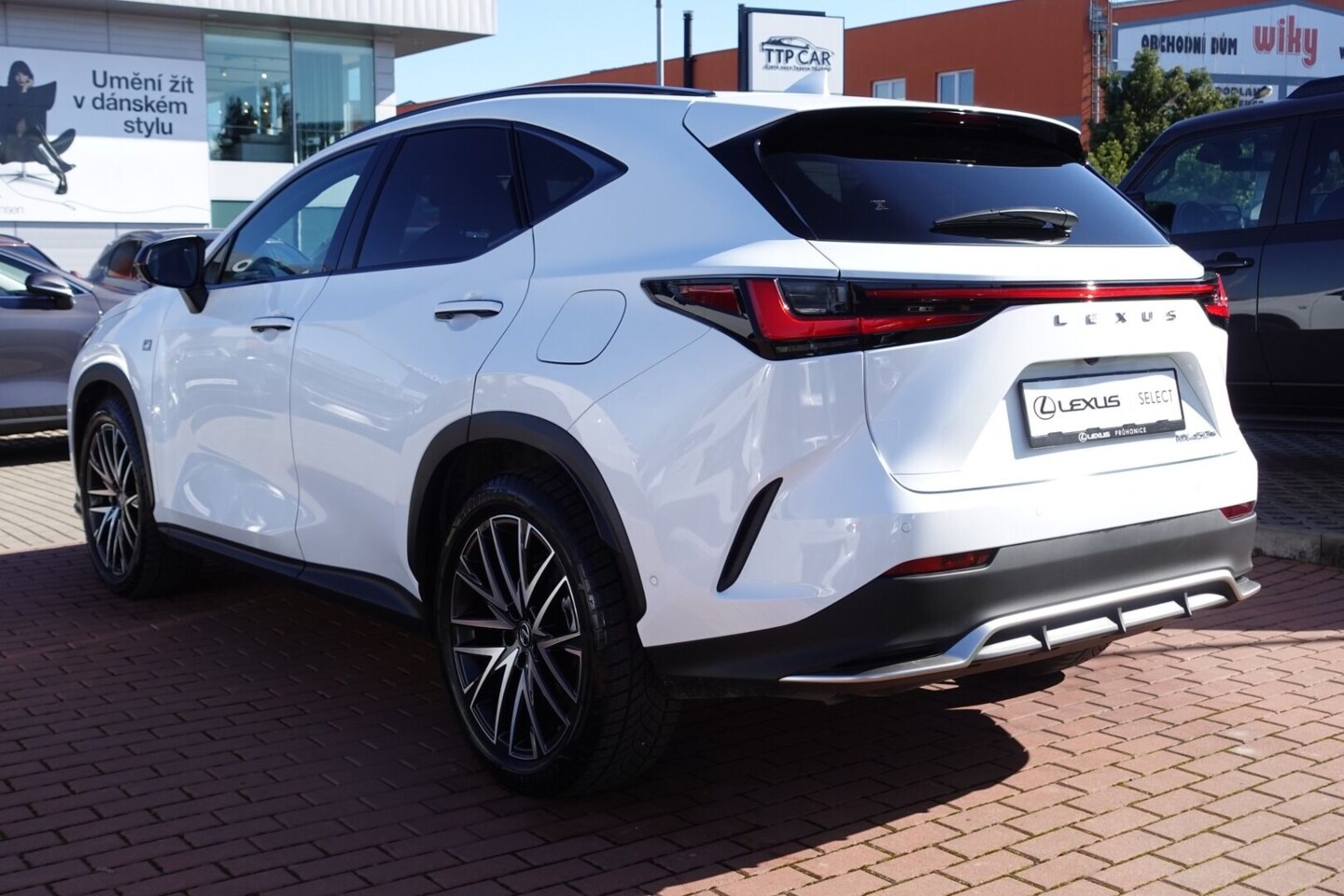 Lexus NX