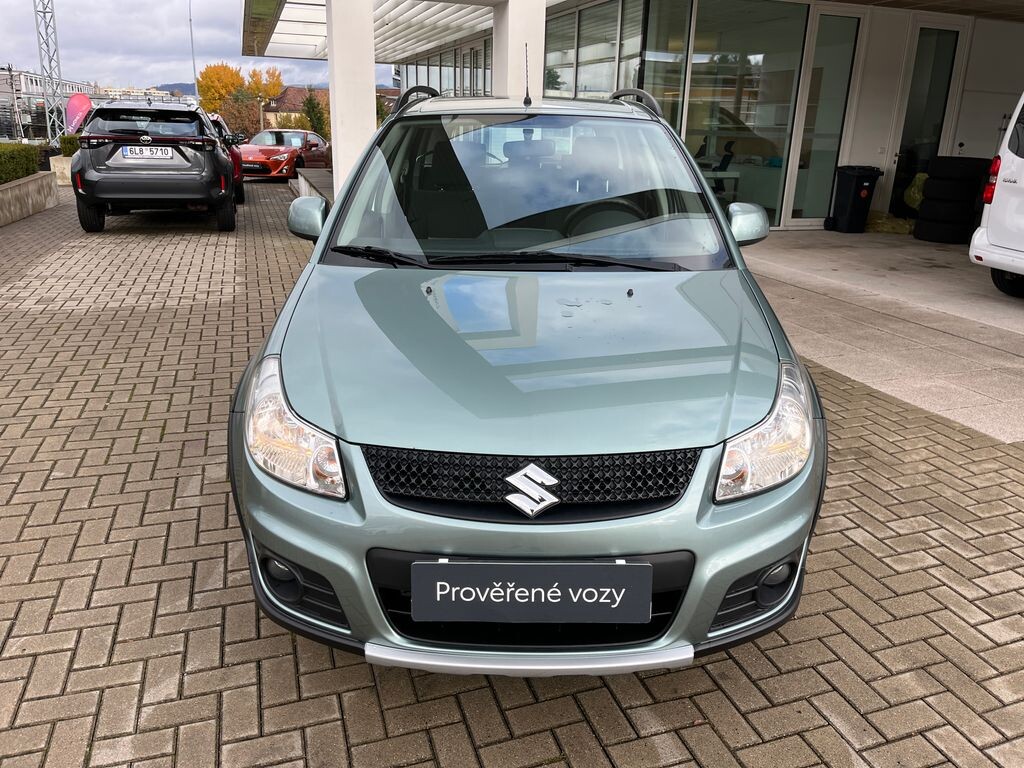 Suzuki SX4