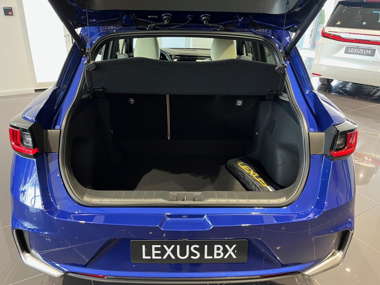 Lexus LBX