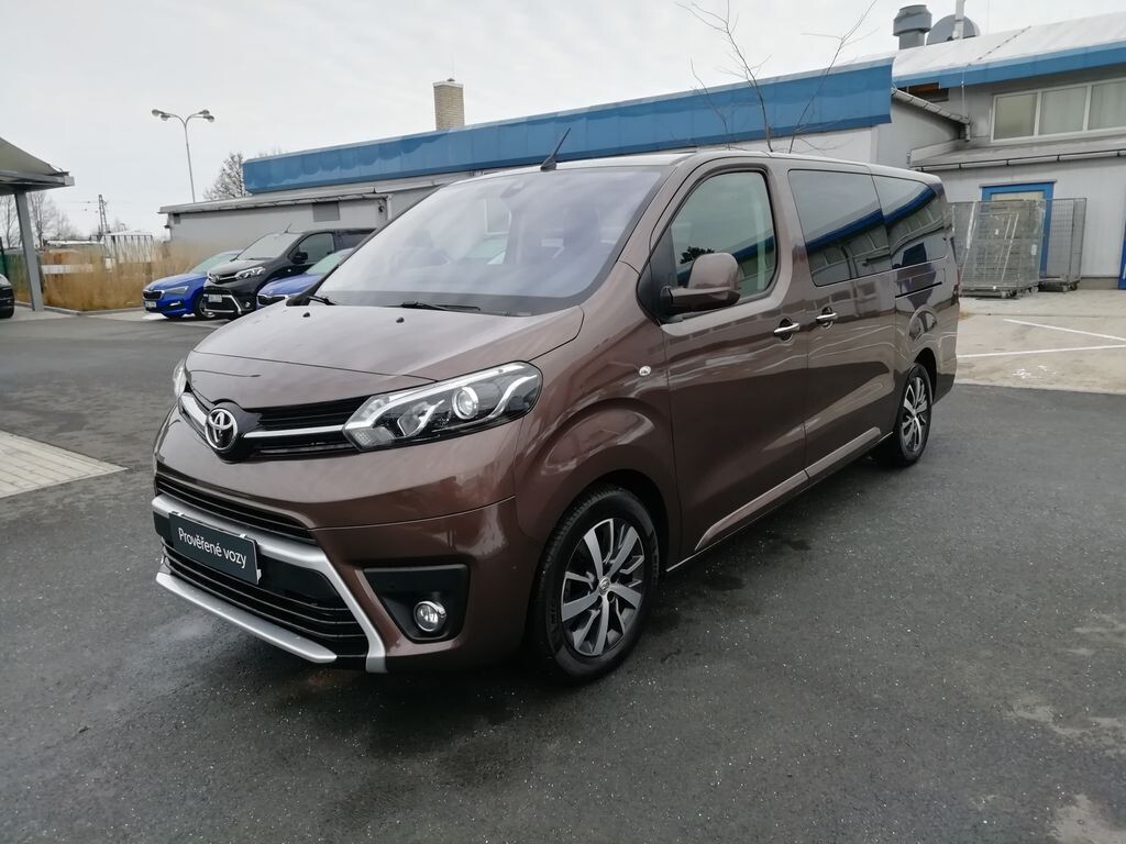 Toyota PROACE