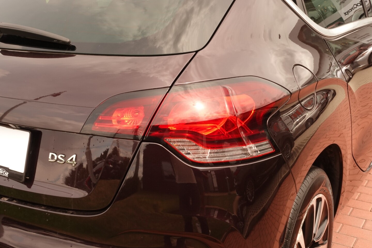 DS Automobiles DS 4