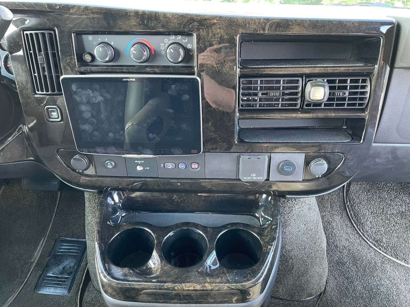 GMC Savana
