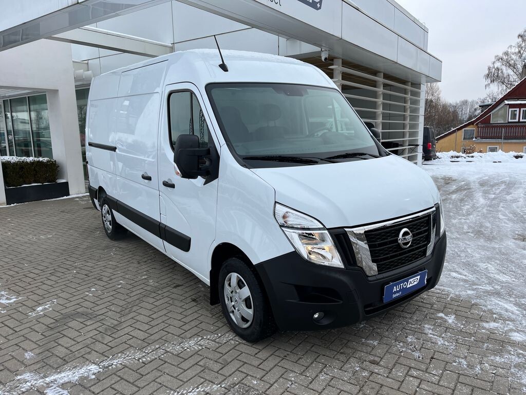 Nissan Interstar