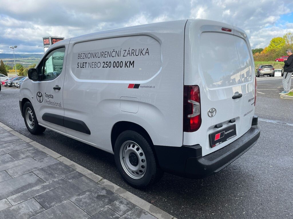 Toyota PROACE