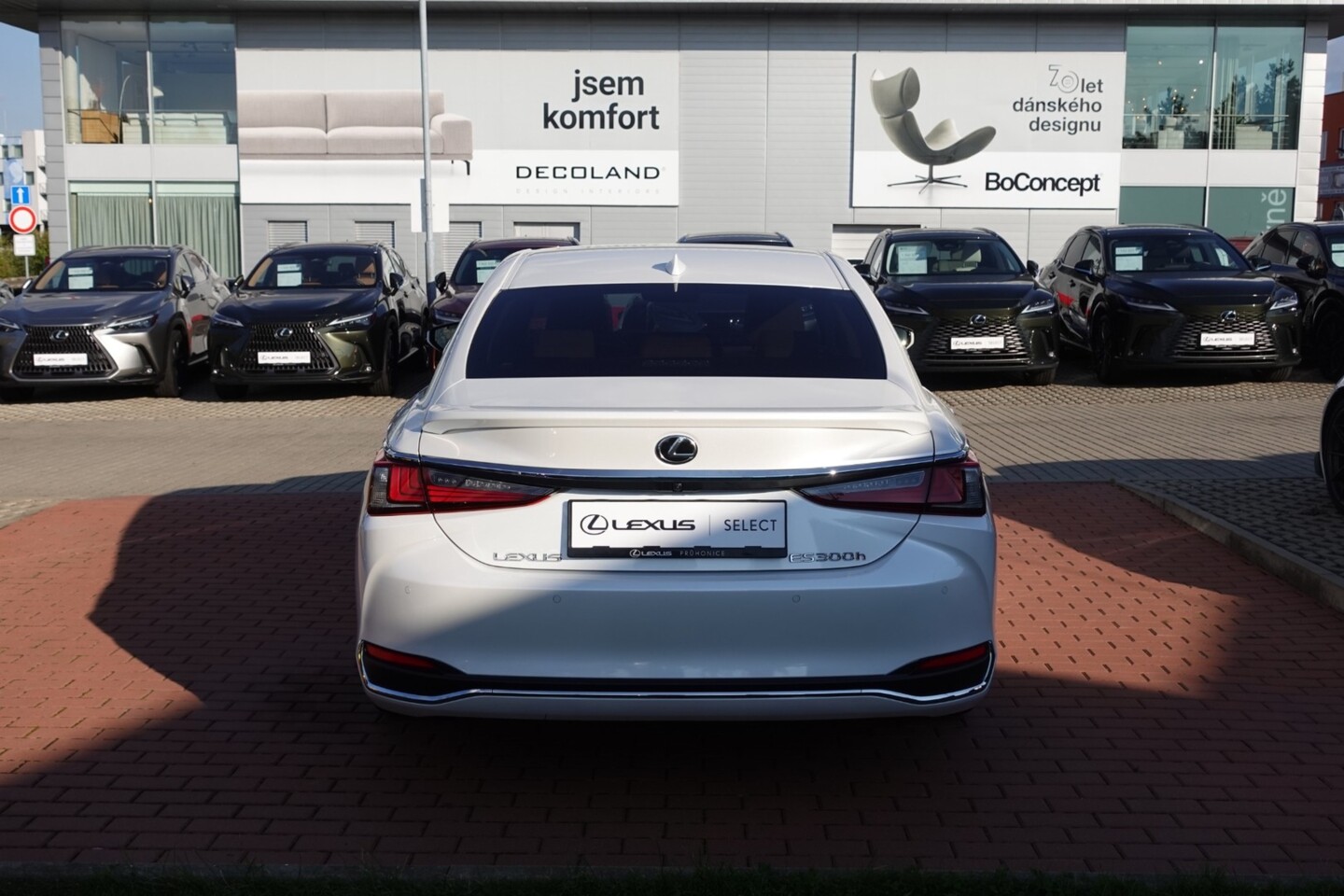 Lexus ES