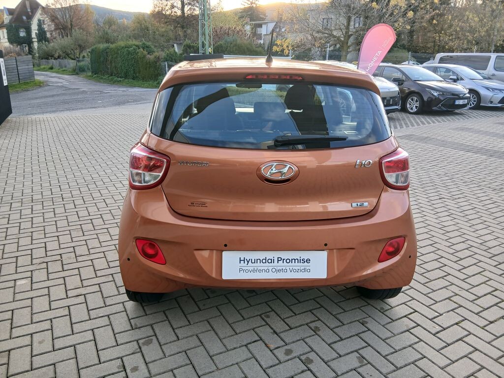 Hyundai i10