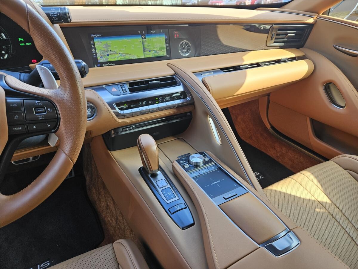 Lexus LC