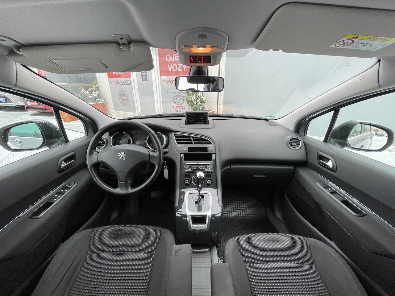 Peugeot 5008