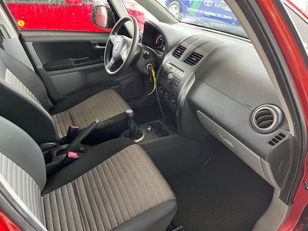 Suzuki SX4
