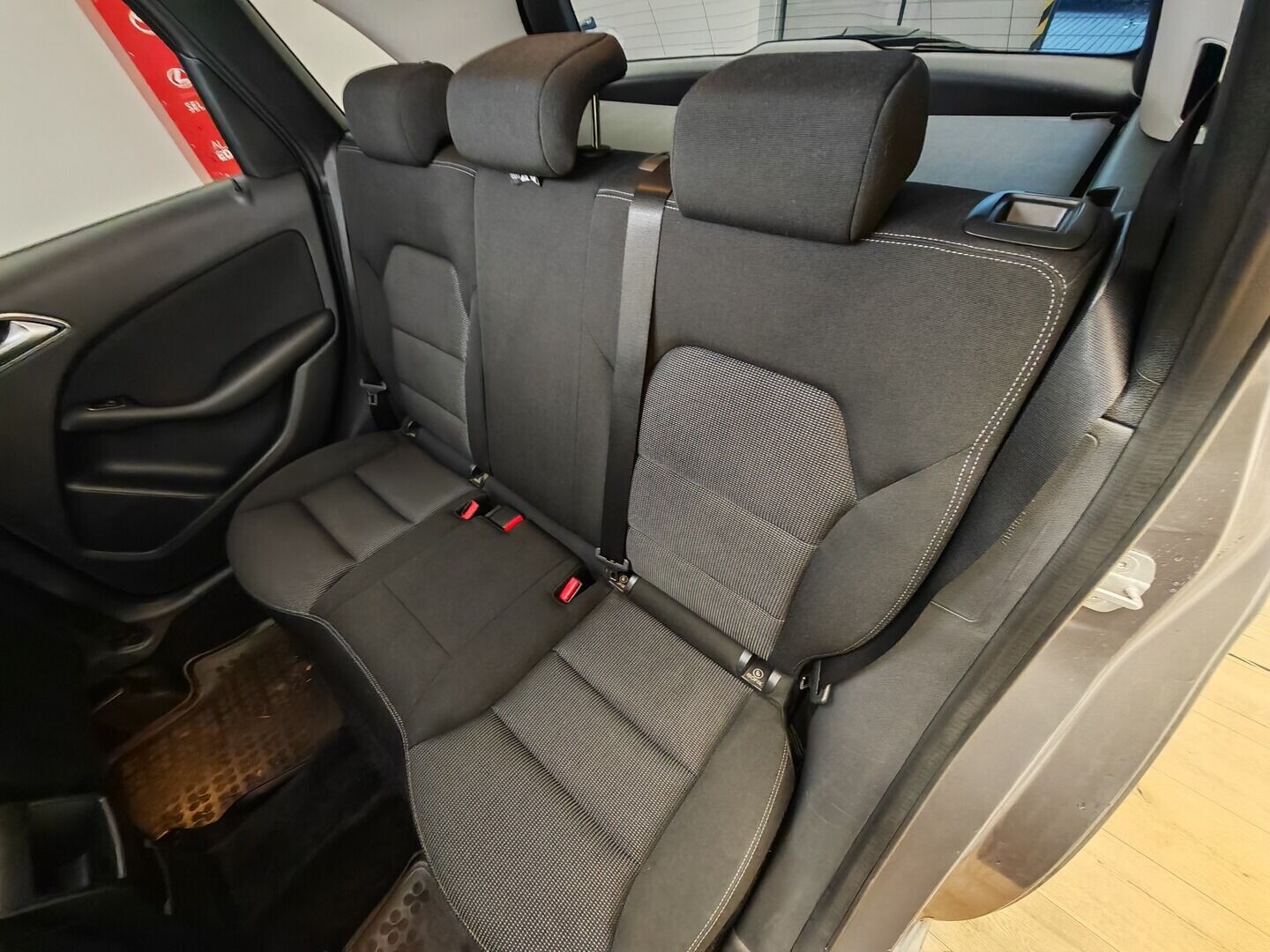 Mercedes-Benz Další