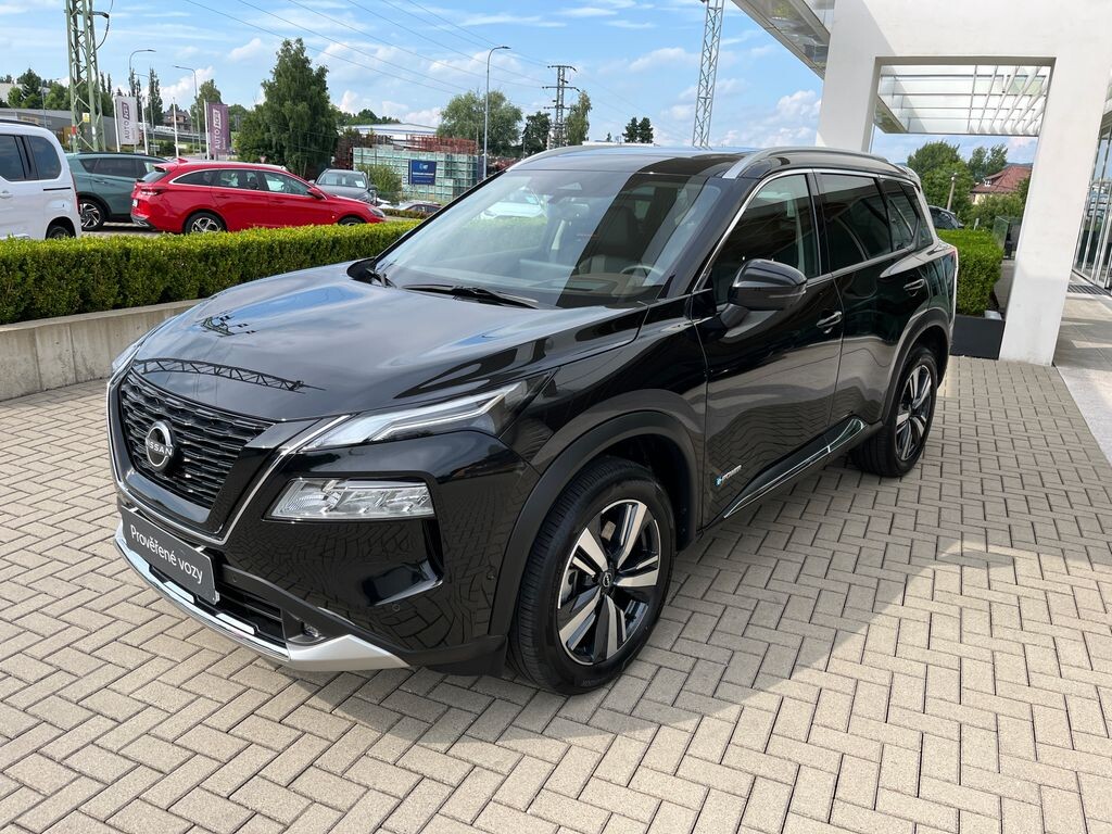 Nissan Další