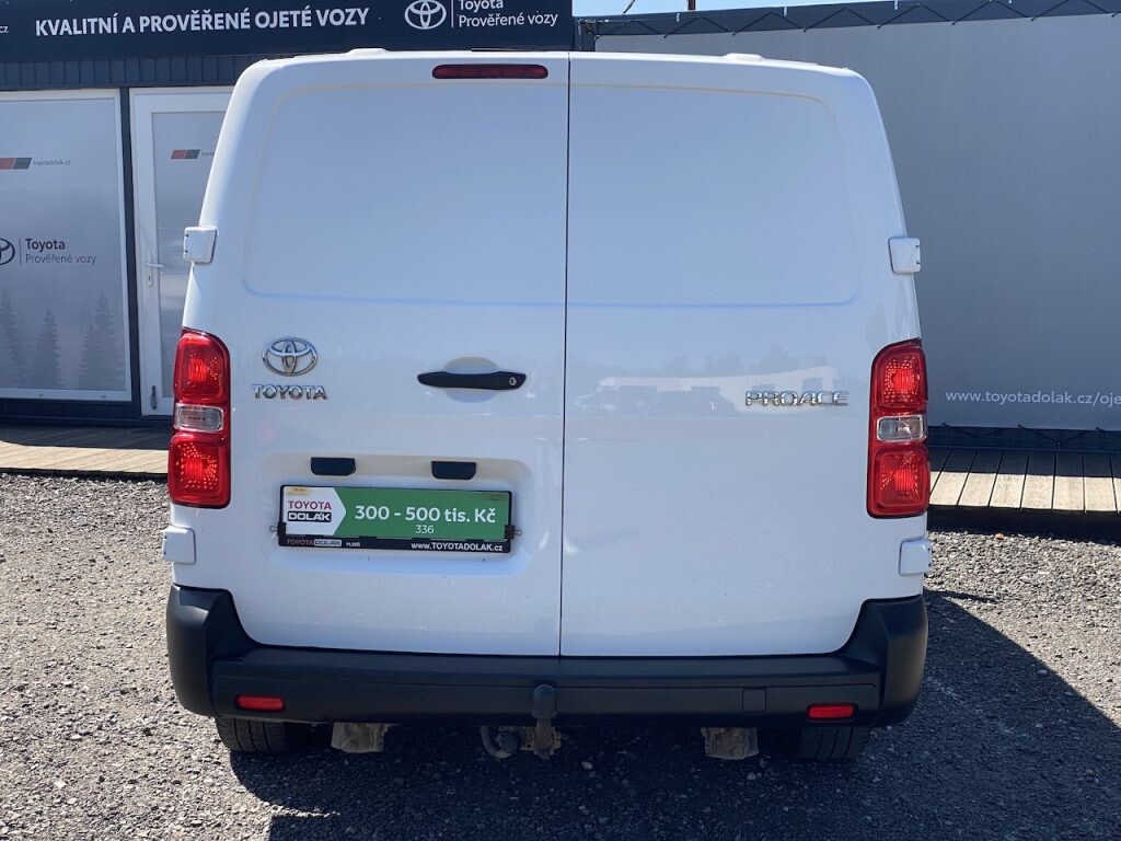 Toyota PROACE
