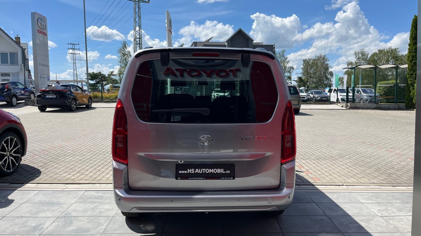 Toyota PROACE CITY VERSO