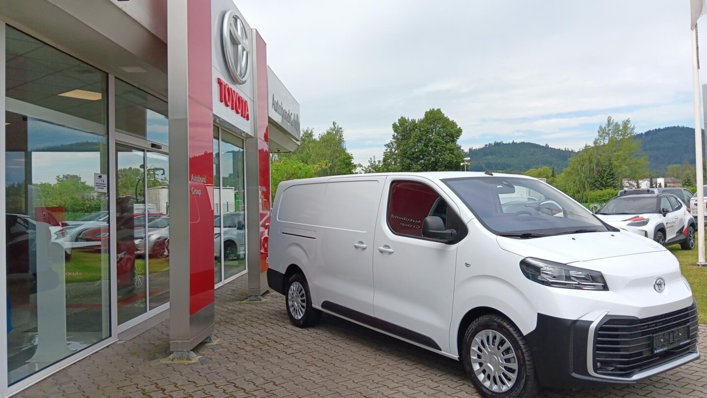 Toyota PROACE