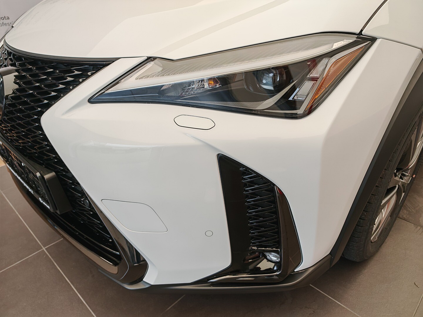 Lexus UX