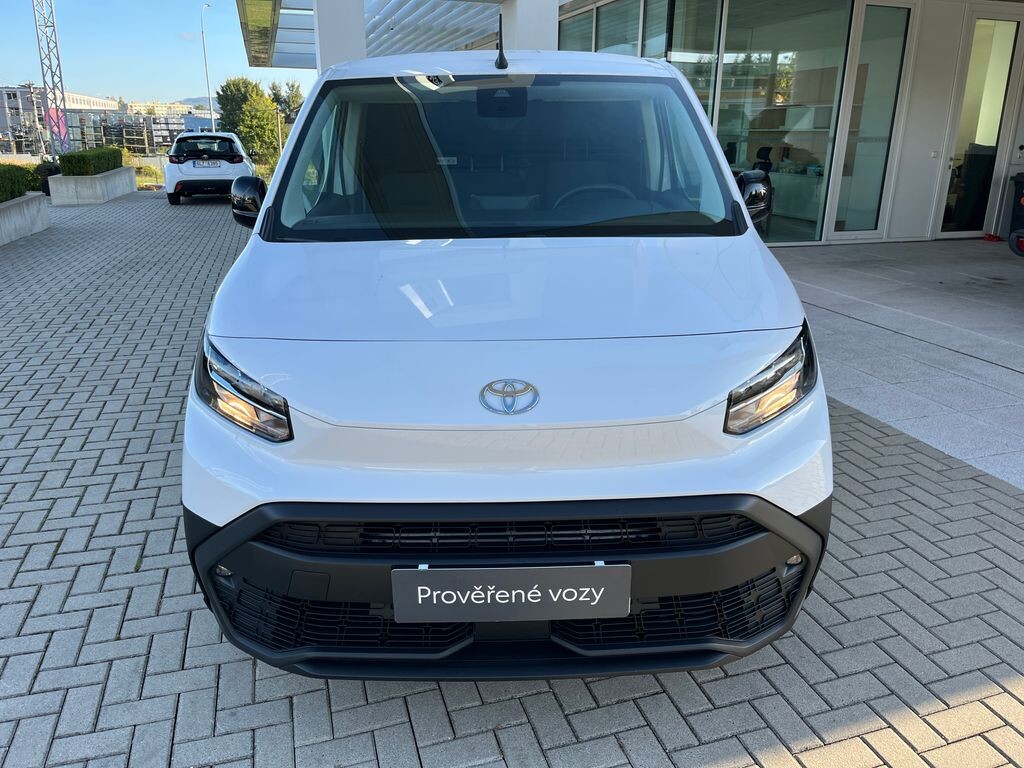 Toyota PROACE