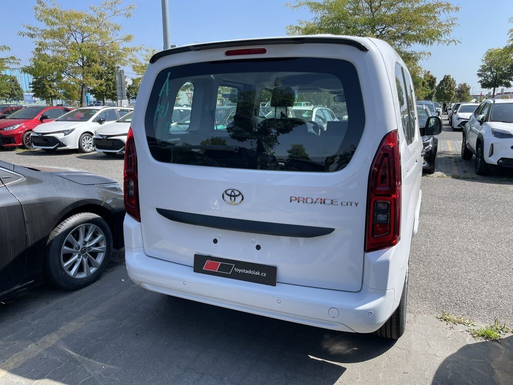 Toyota PROACE CITY VERSO