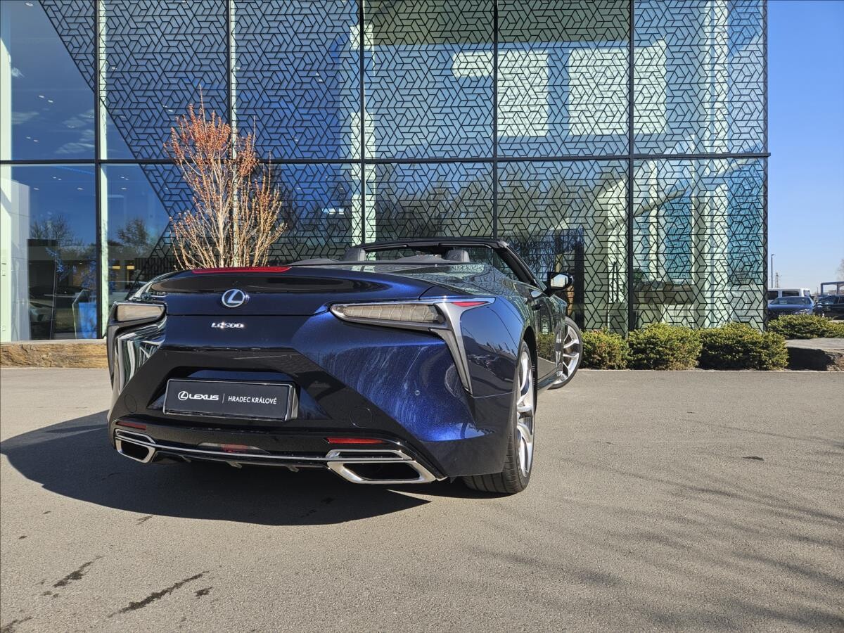 Lexus LC