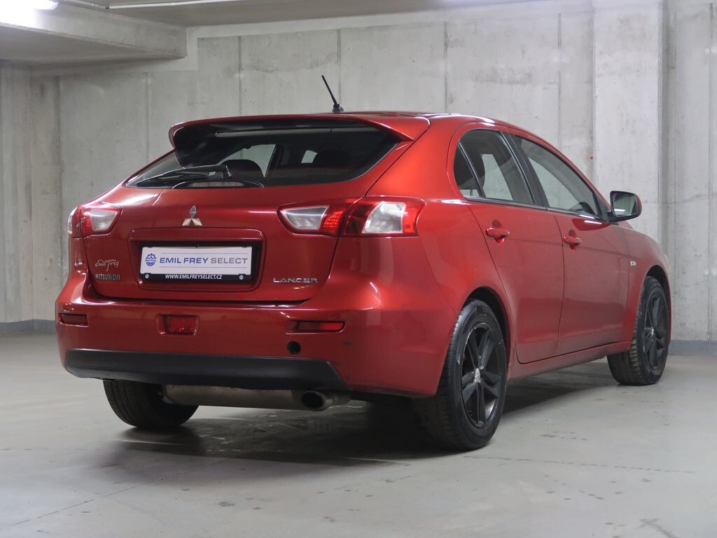 Mitsubishi Lancer