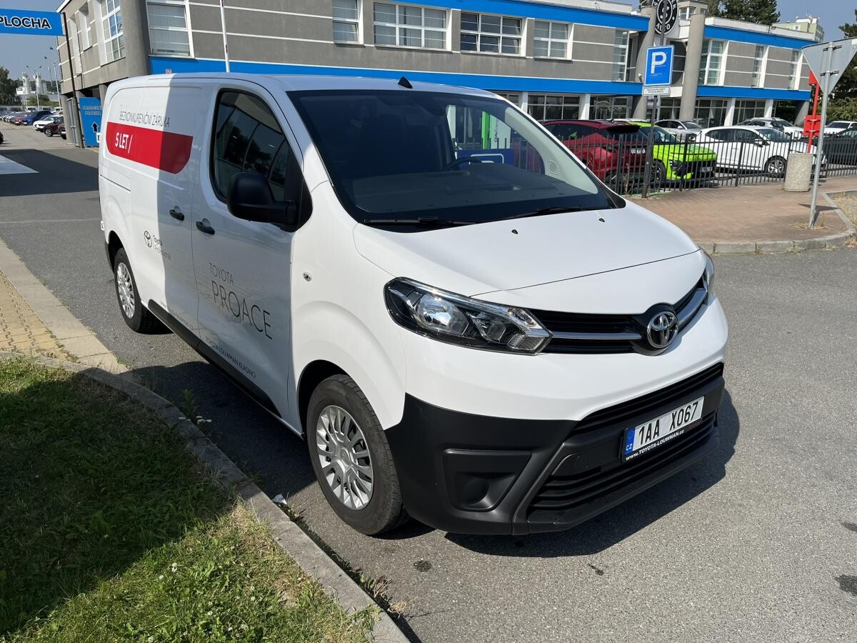 Toyota PROACE