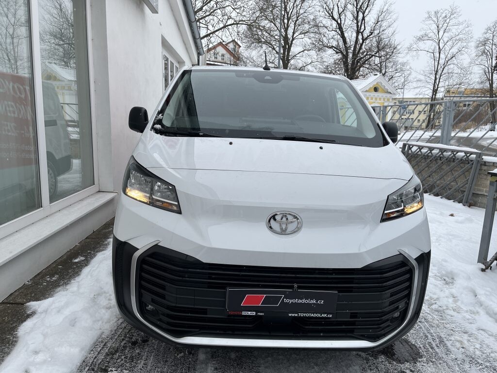 Toyota PROACE