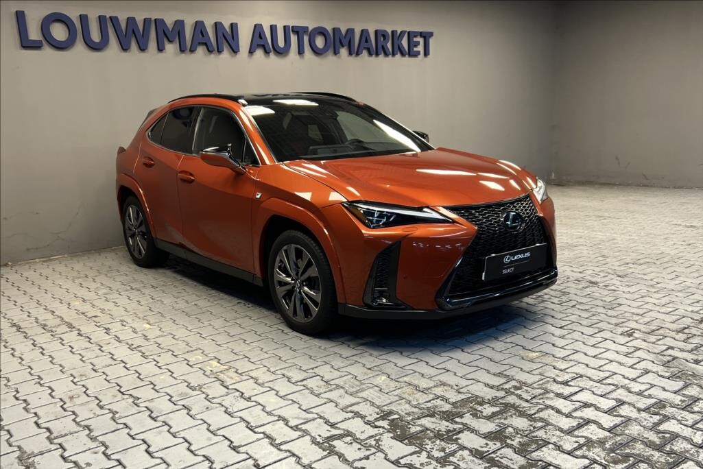 Lexus UX