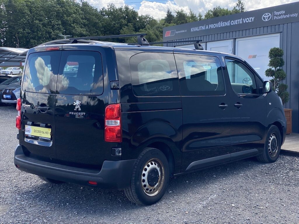Peugeot Traveller