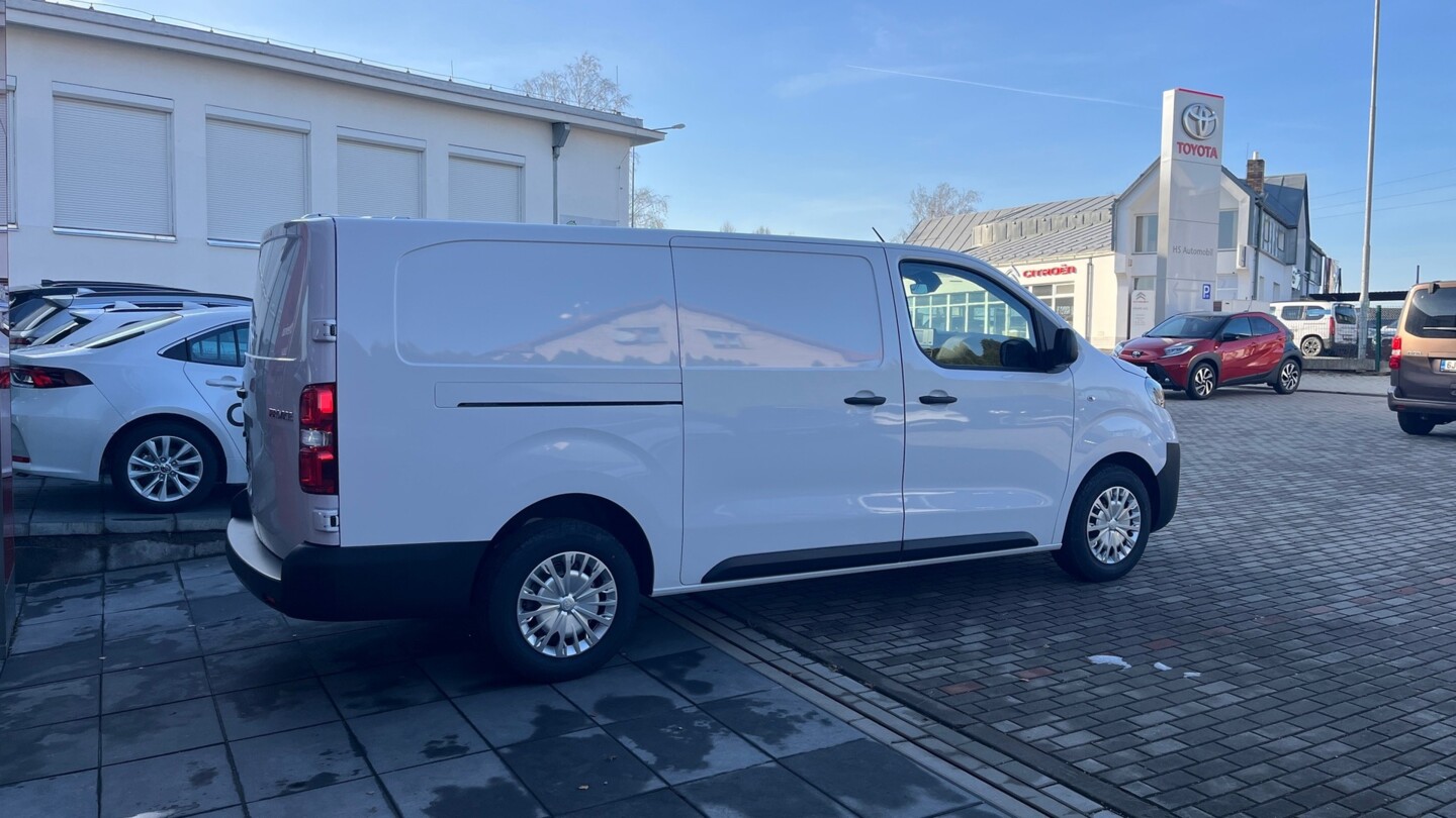 Toyota PROACE