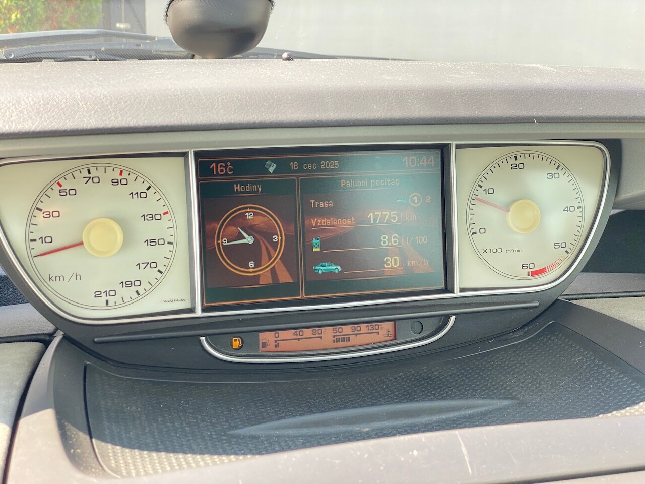 Citroën C8