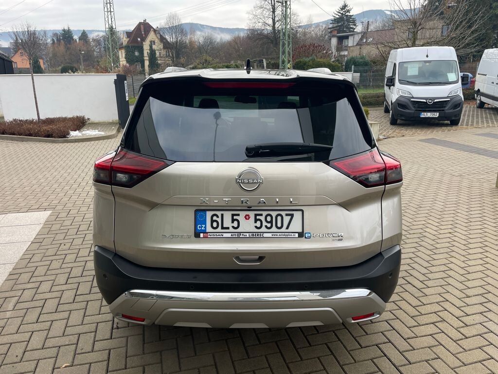 Nissan Další