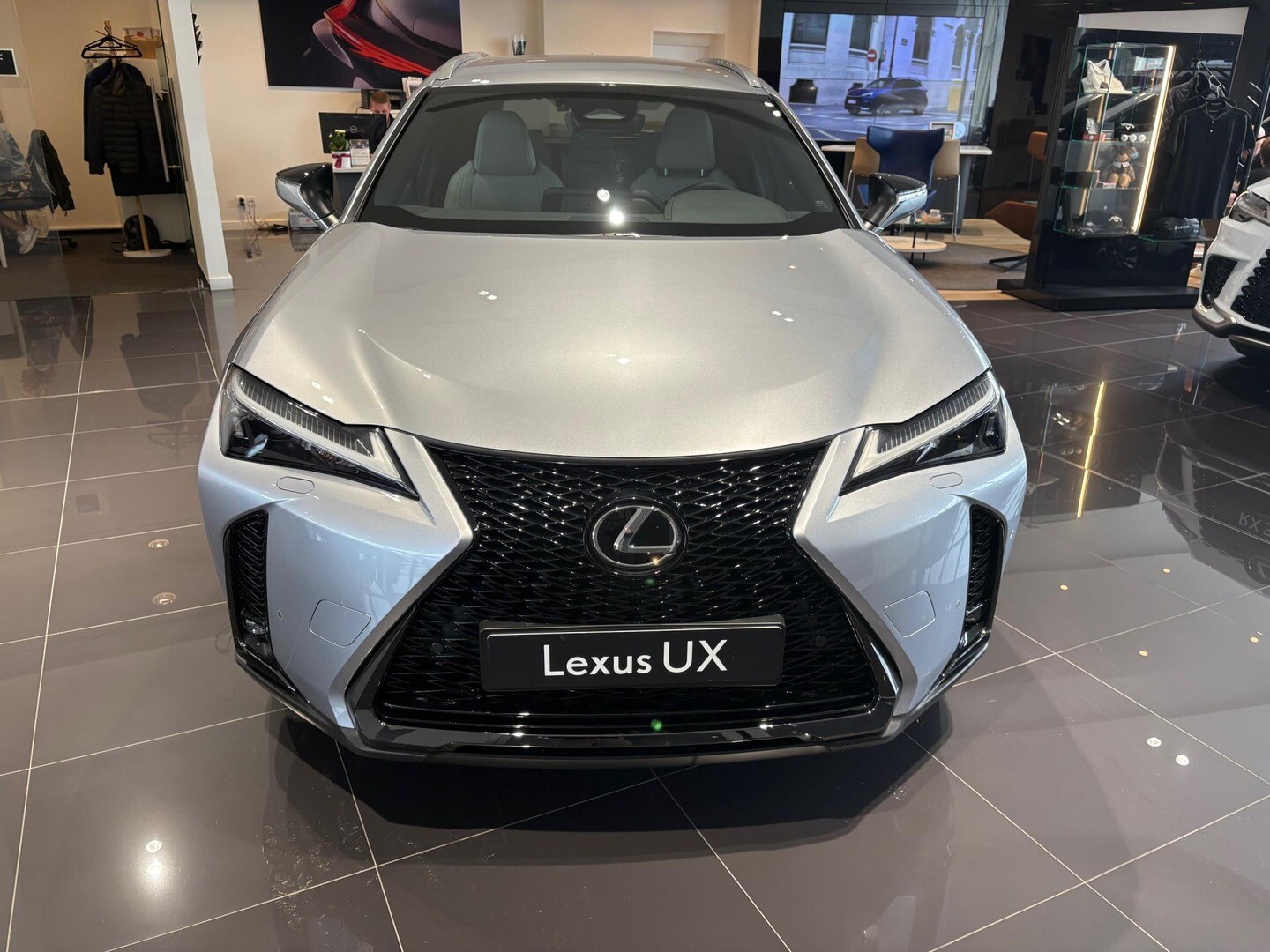 Lexus UX