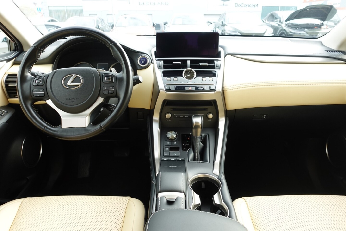 Lexus NX