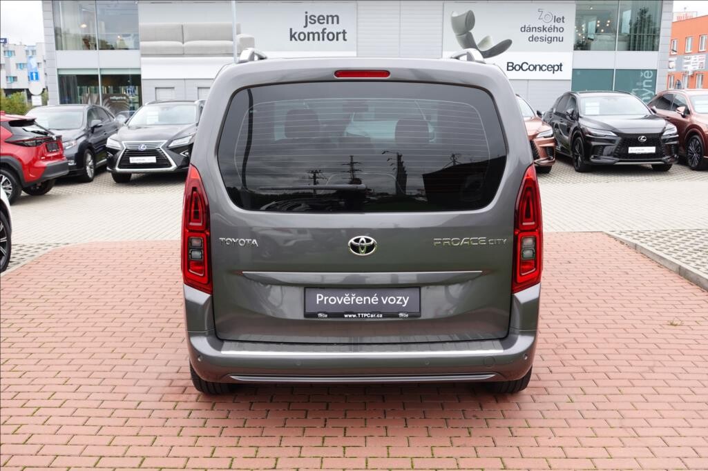 Toyota PROACE CITY VERSO