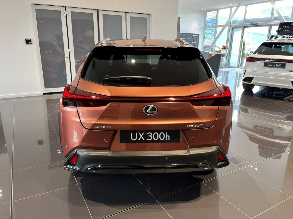Lexus UX