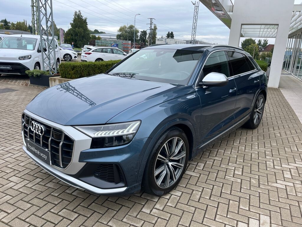 Audi SQ8