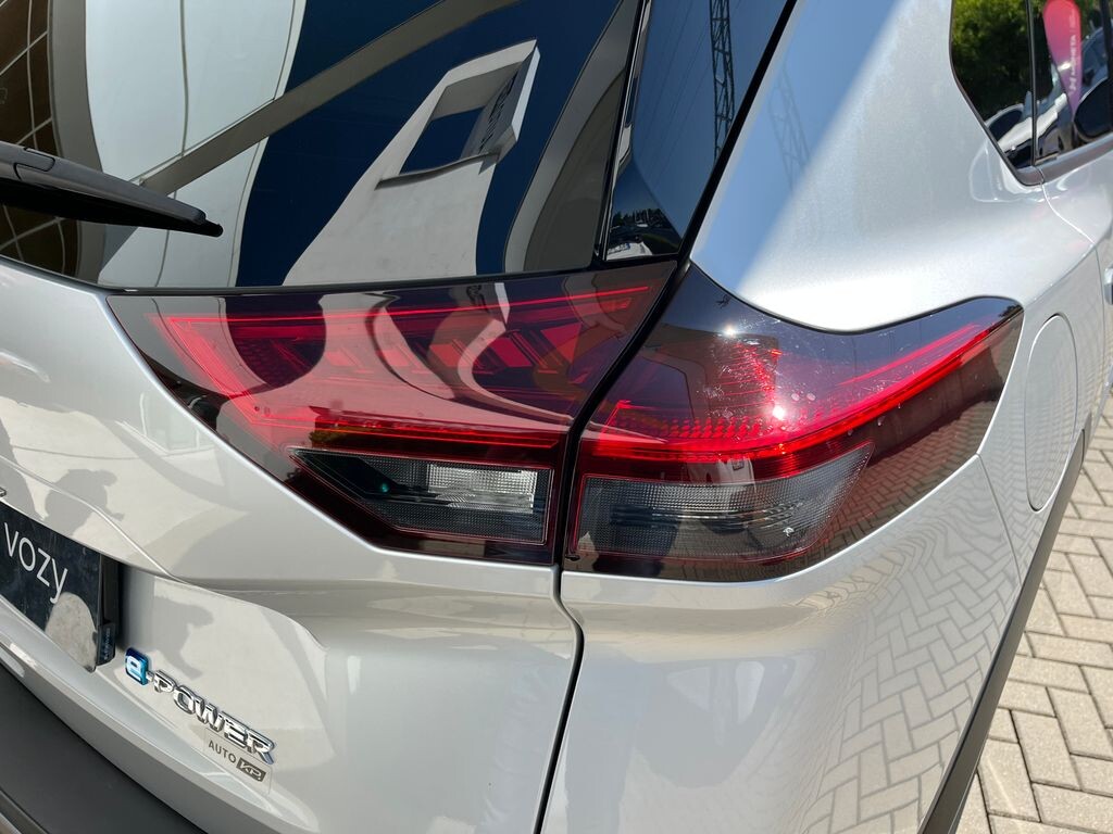 Nissan Další