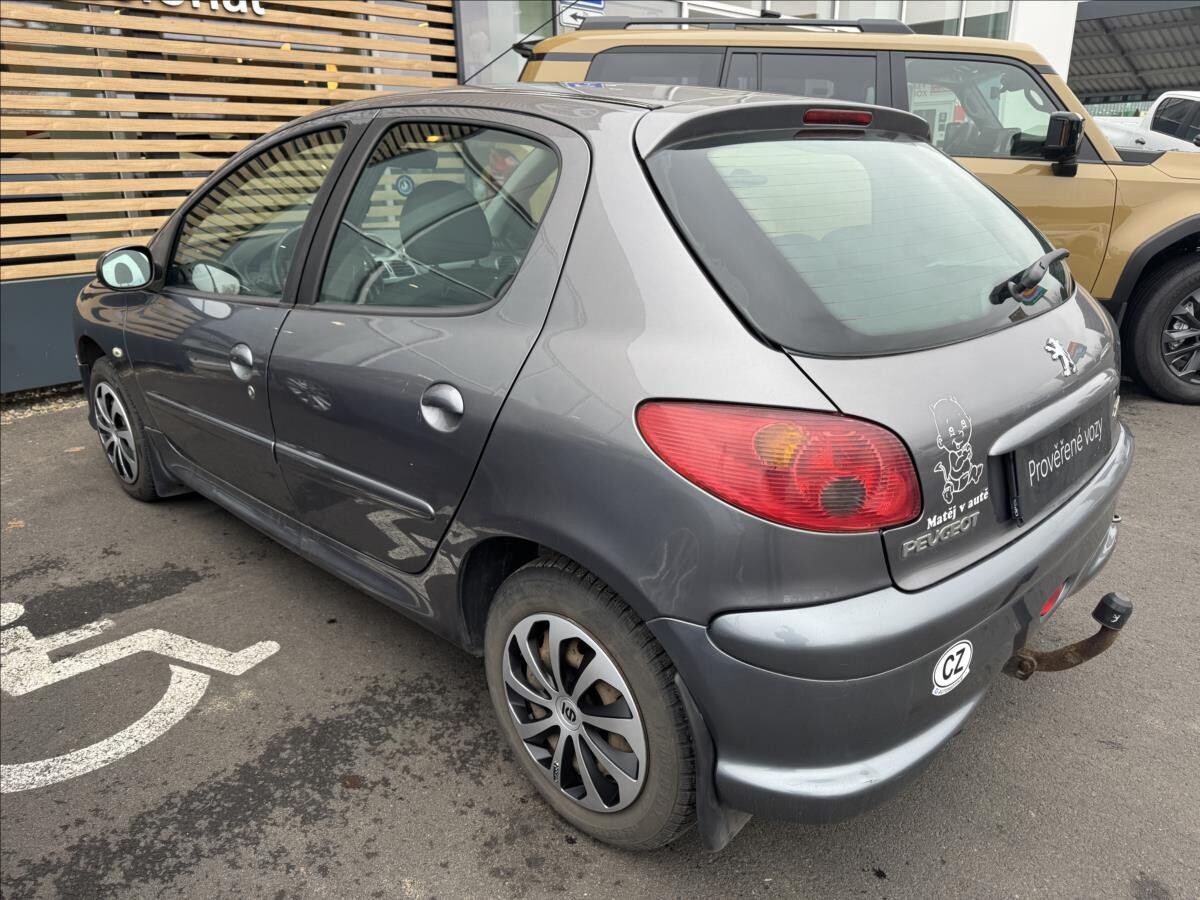 Peugeot 206
