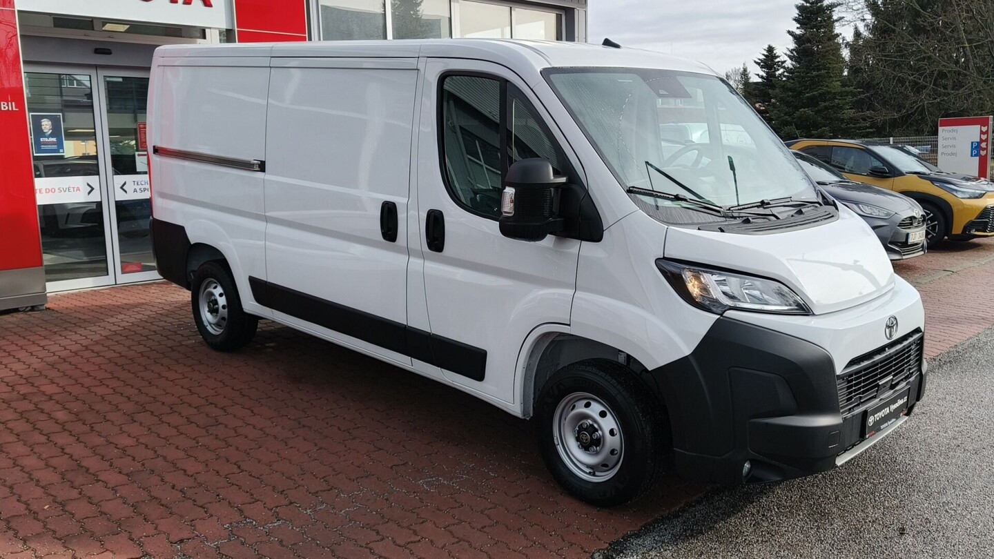 Toyota PROACE