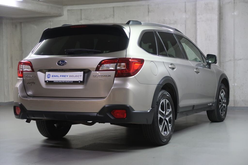 Subaru OUTBACK