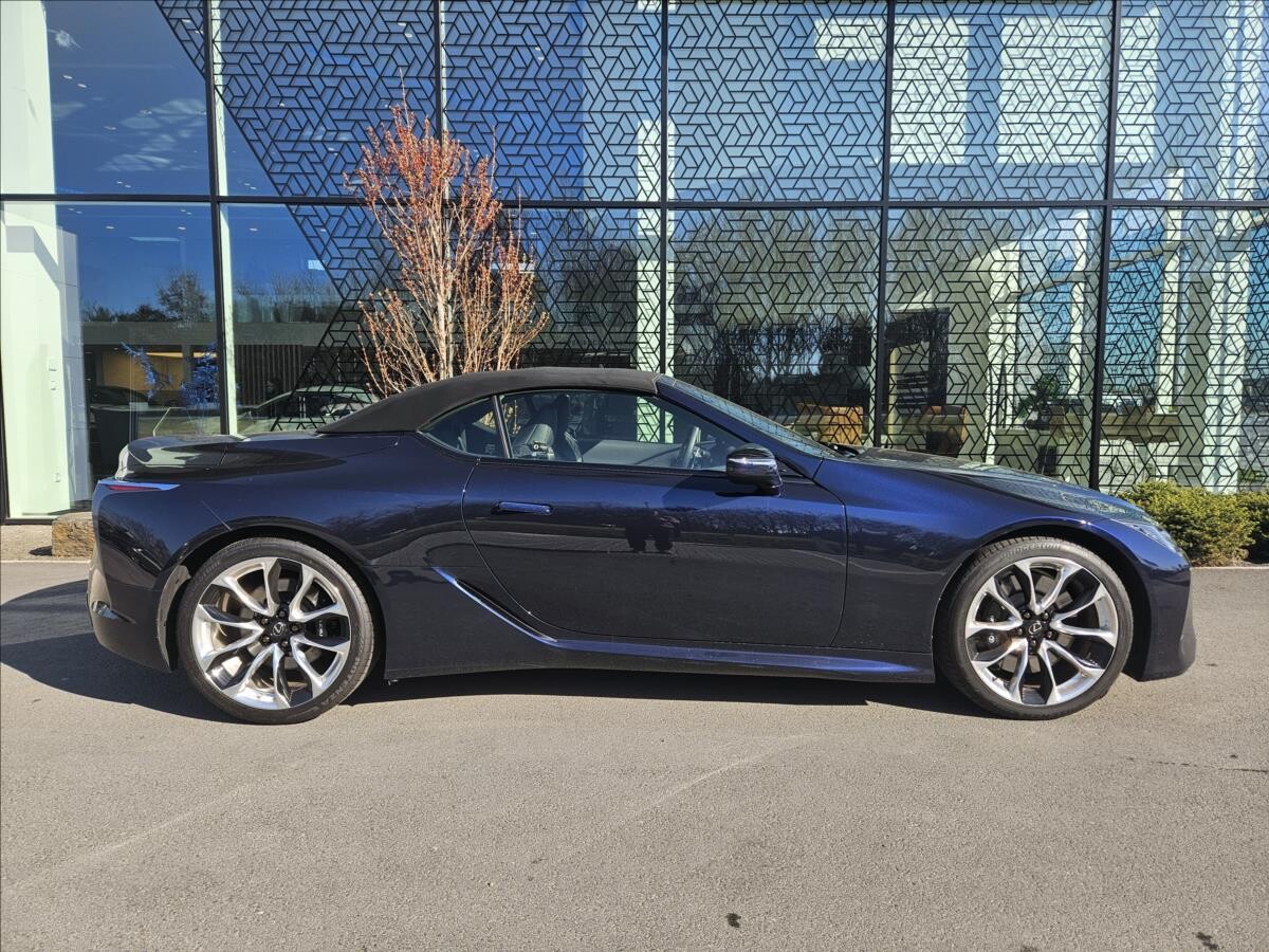 Lexus LC