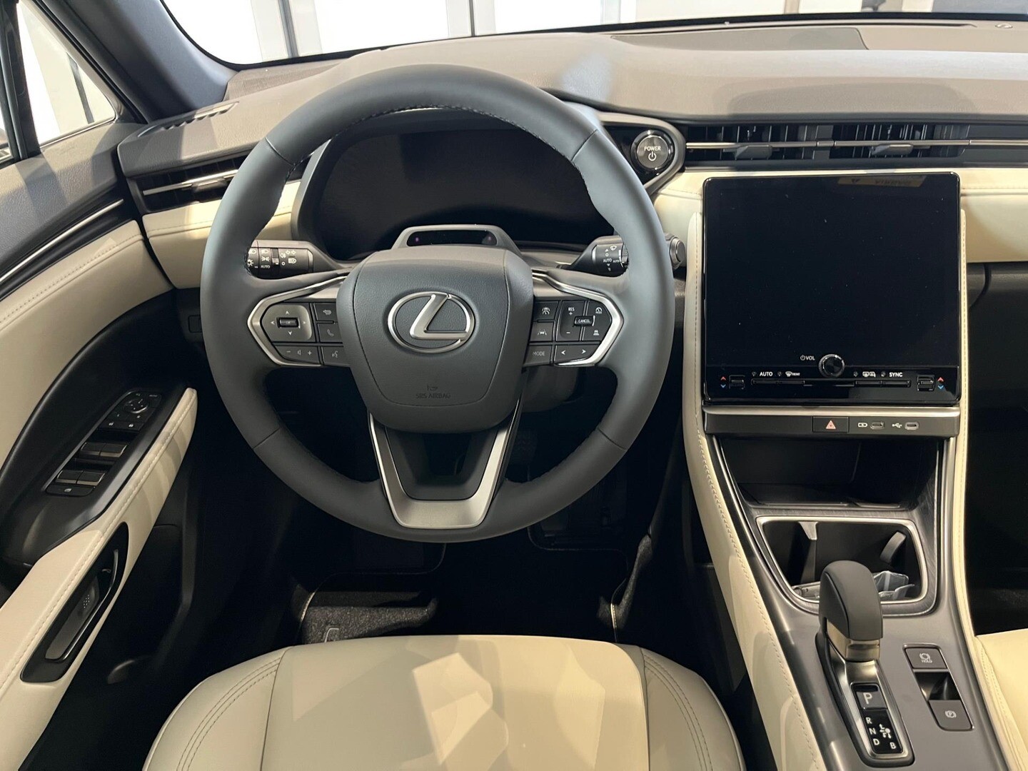 Lexus LBX
