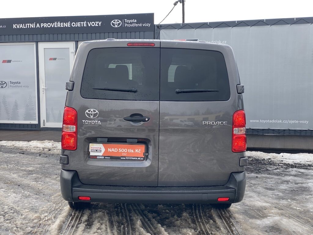 Toyota PROACE